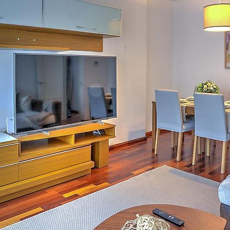 San Bernardo Family Apartment Севілья Екстер'єр фото