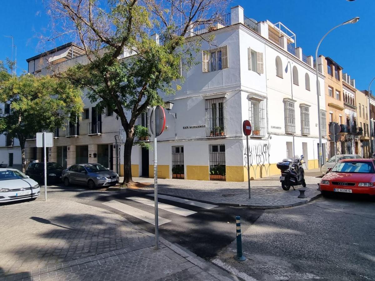 San Bernardo Family Apartment Севілья Екстер'єр фото