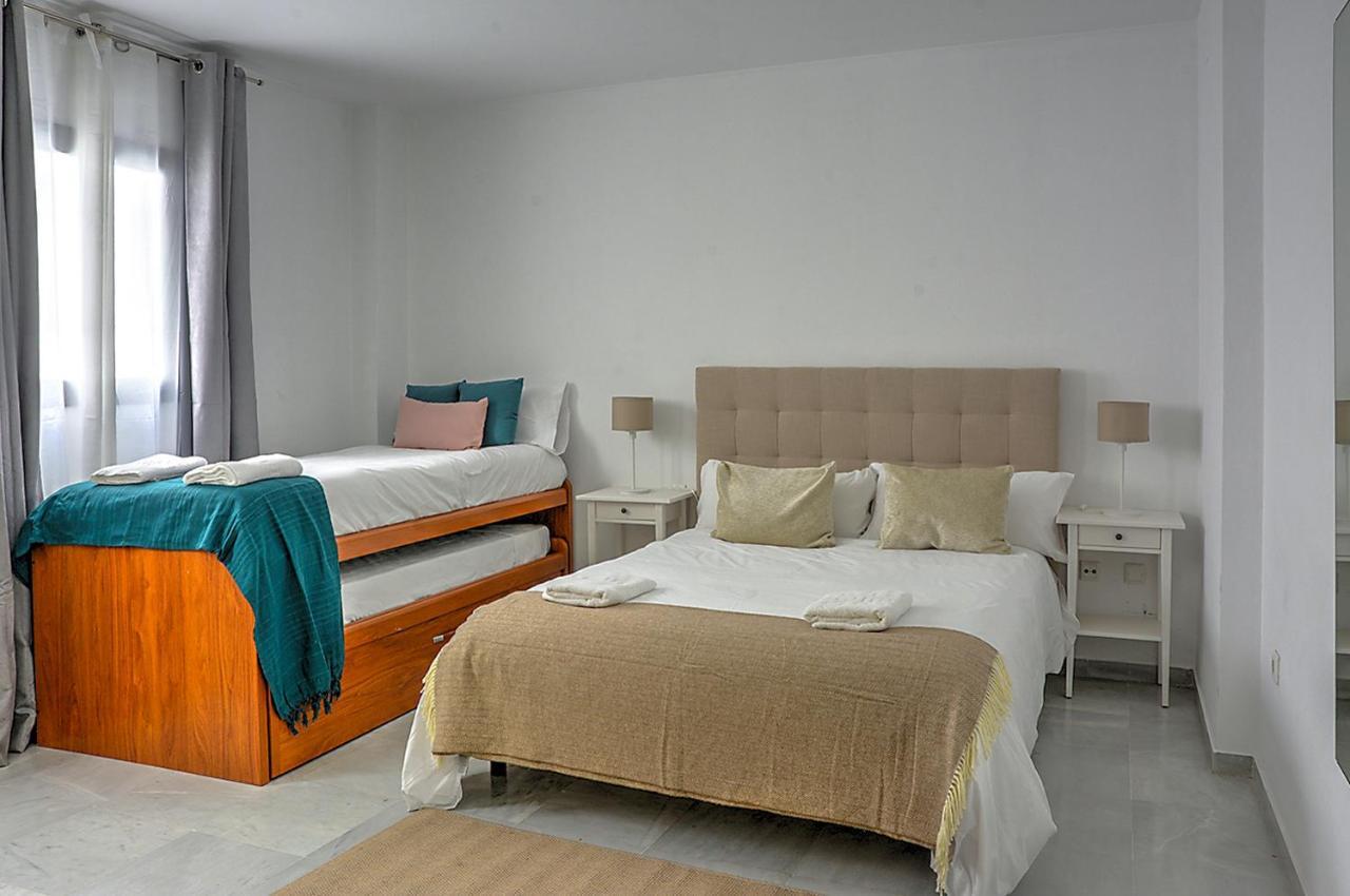 San Bernardo Family Apartment Севілья Екстер'єр фото