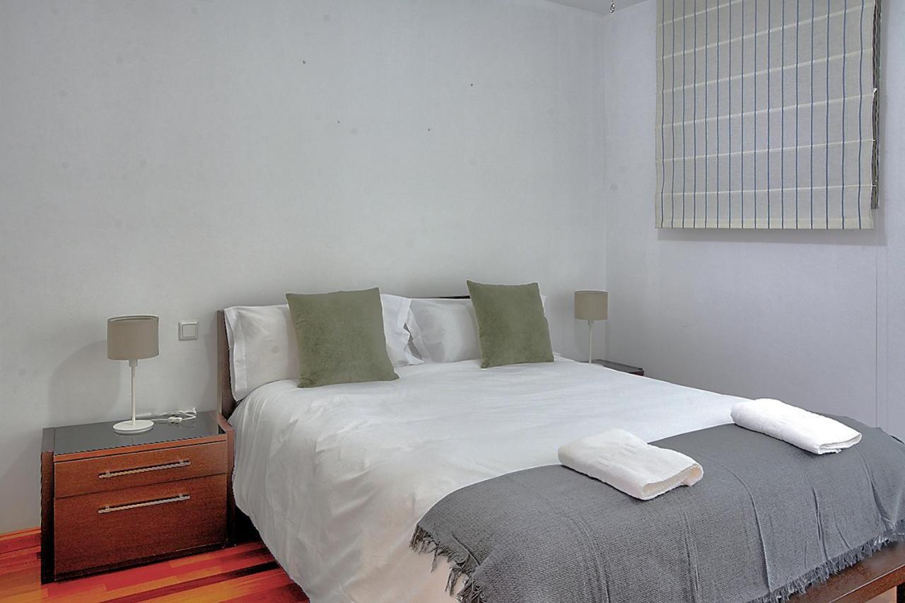 San Bernardo Family Apartment Севілья Екстер'єр фото