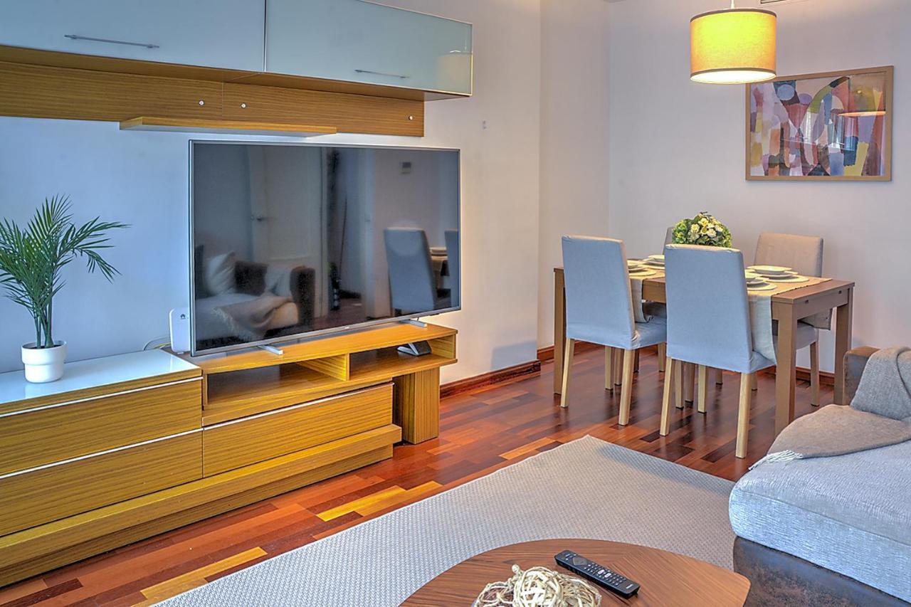 San Bernardo Family Apartment Севілья Екстер'єр фото