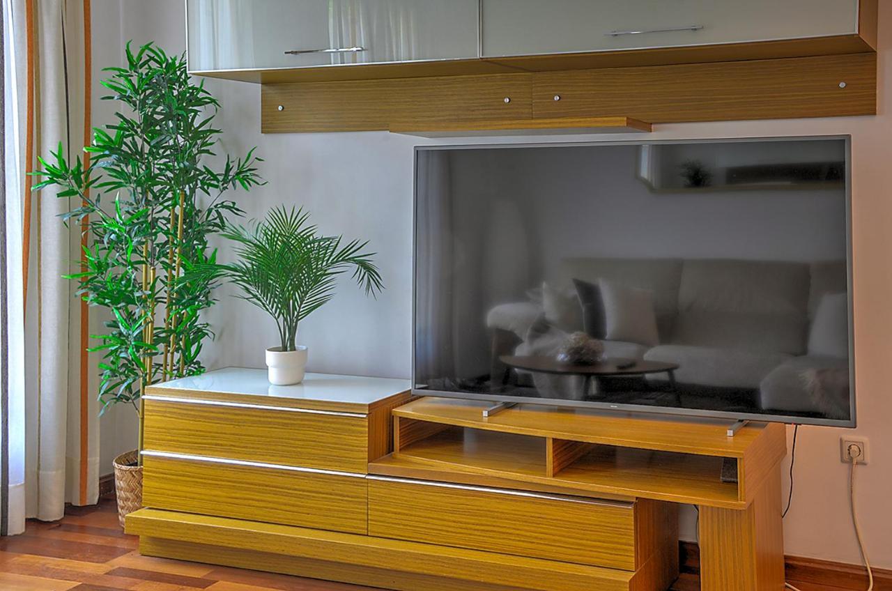 San Bernardo Family Apartment Севілья Екстер'єр фото