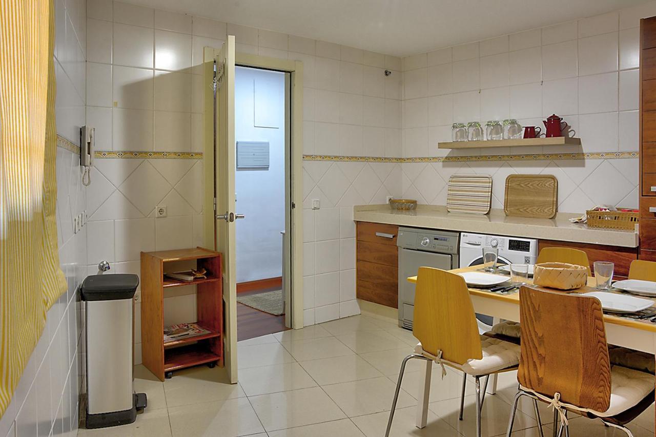 San Bernardo Family Apartment Севілья Екстер'єр фото
