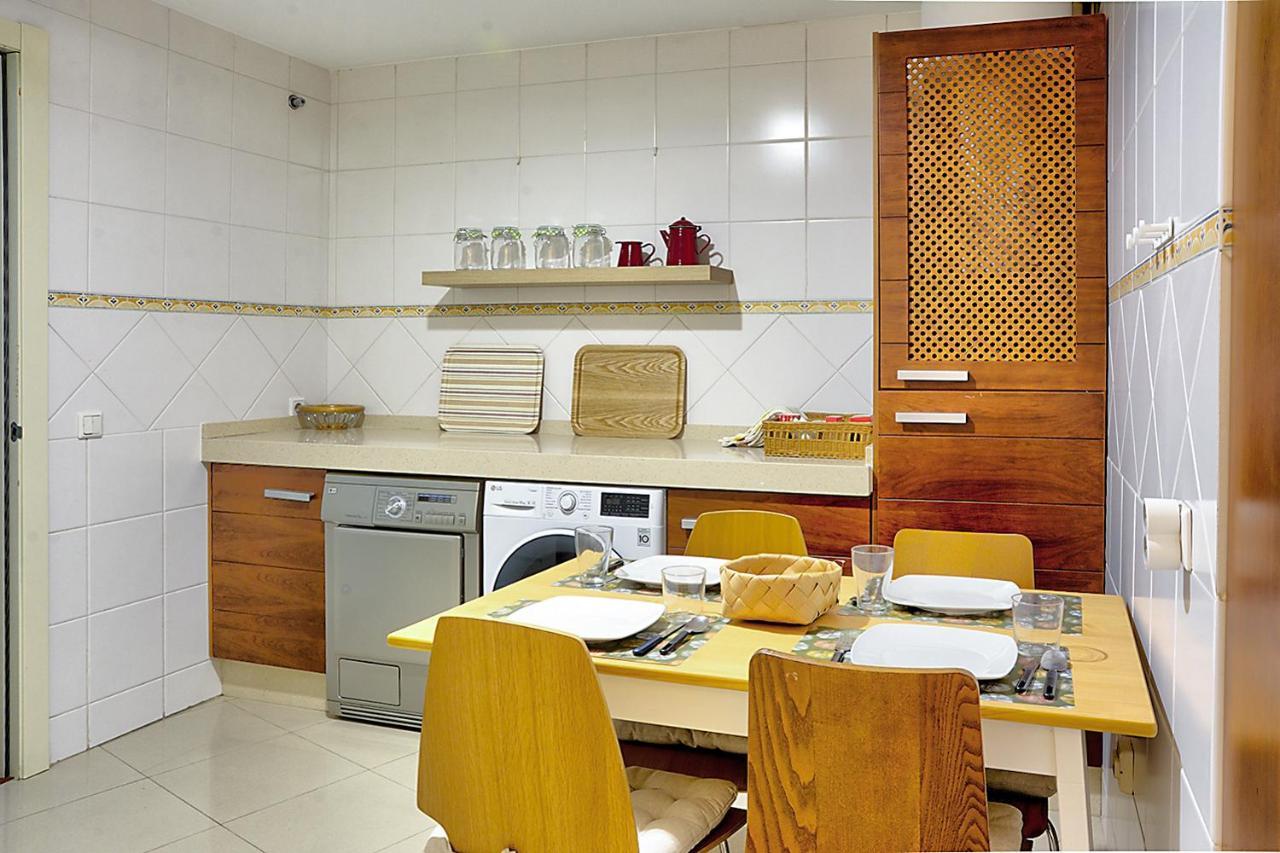 San Bernardo Family Apartment Севілья Екстер'єр фото