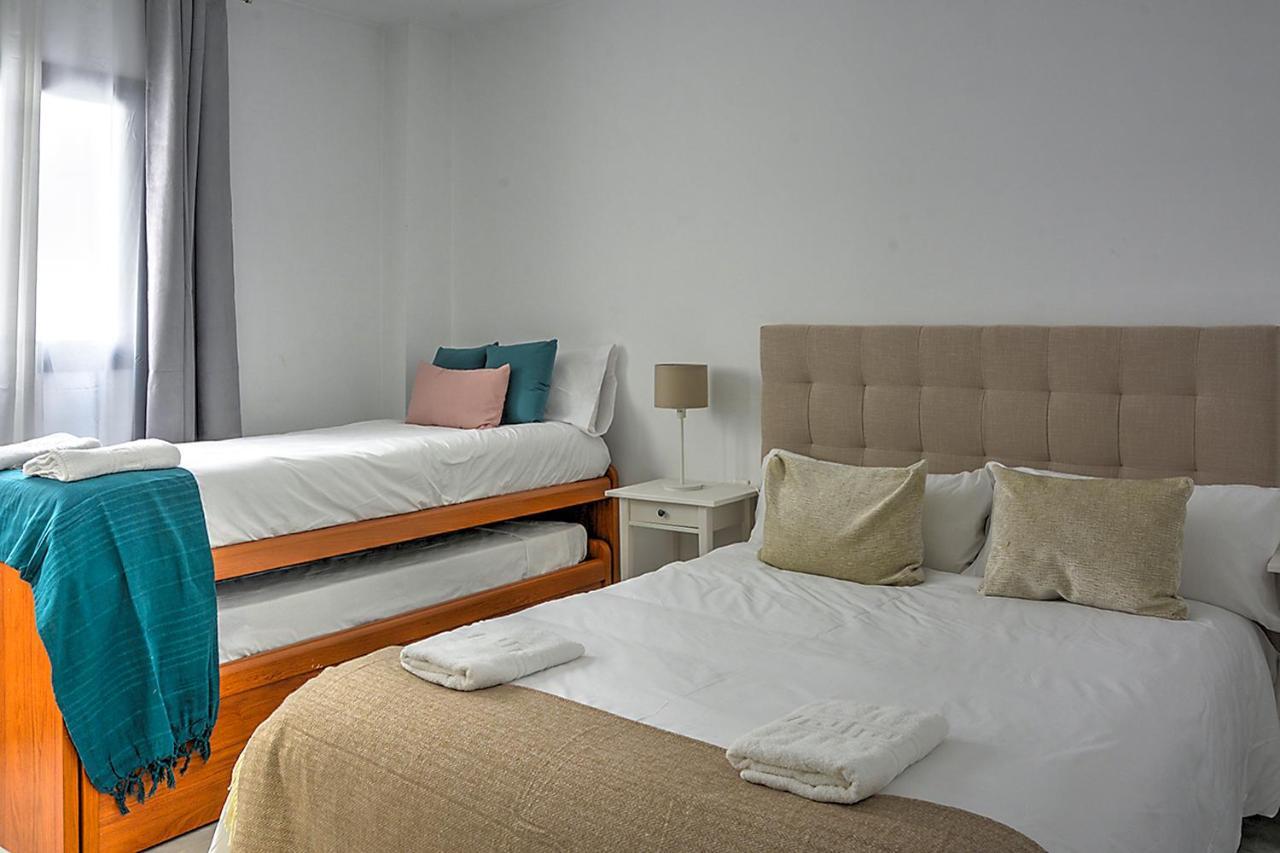 San Bernardo Family Apartment Севілья Екстер'єр фото