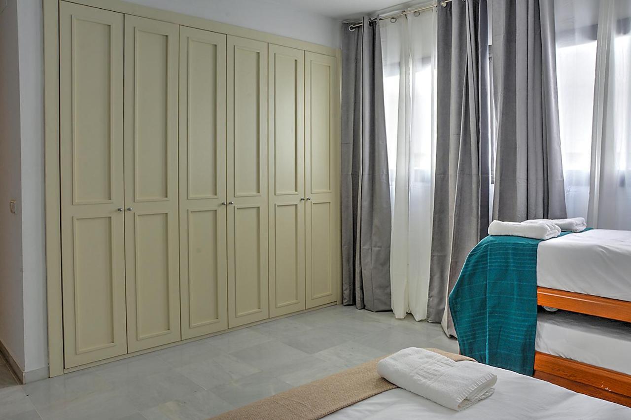 San Bernardo Family Apartment Севілья Екстер'єр фото