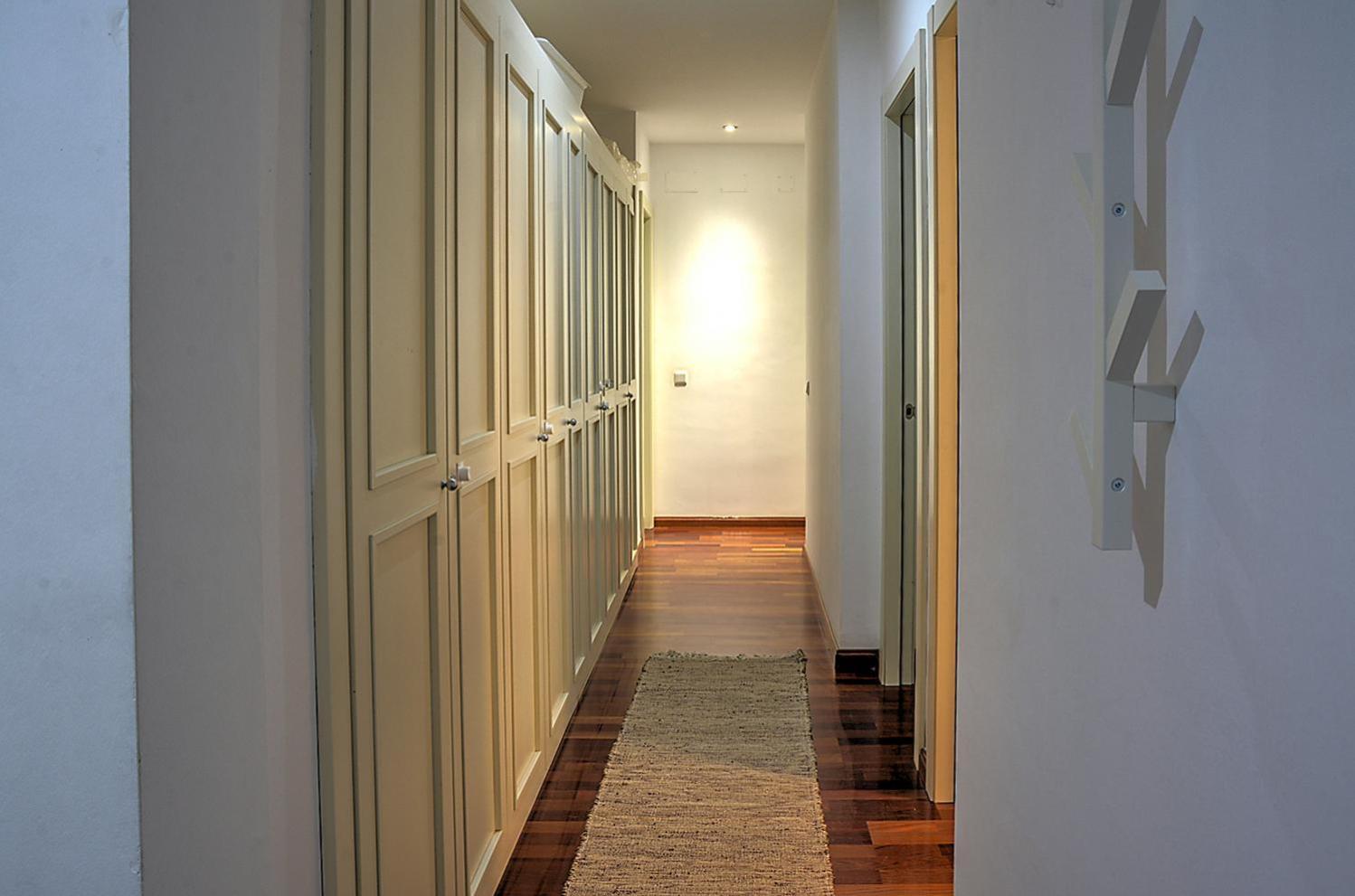 San Bernardo Family Apartment Севілья Екстер'єр фото